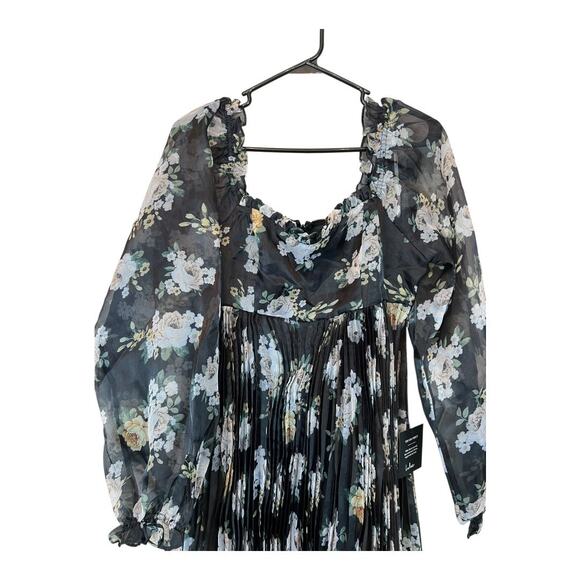 Lulus Sweetest Affection Black Floral Pleated Babydoll Mini Dress NWT New M - Picture 4 of 9